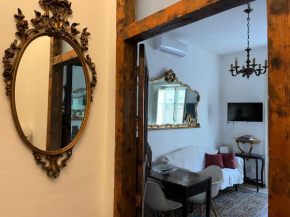 FraLePorte Vintage Apartment